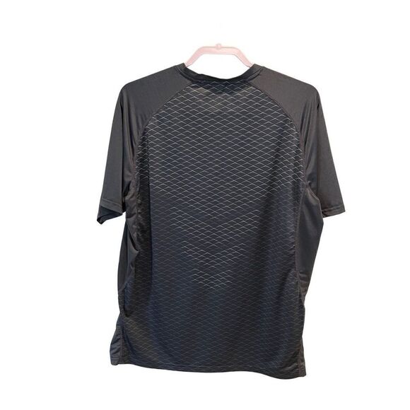 (2) Liberty Pro performance t-shirts - Picture 4 of 8